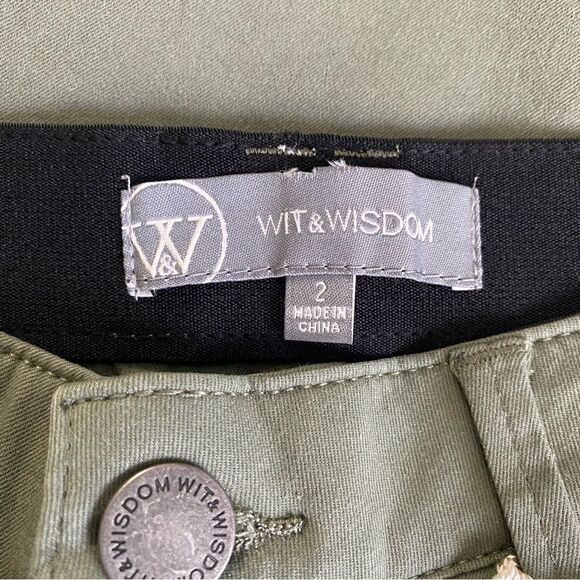 NWT WIT & WISDOM 'Ab'Solution Stretch Twill Shorts Lily Pad Green Size 2 - Picture 8 of 9